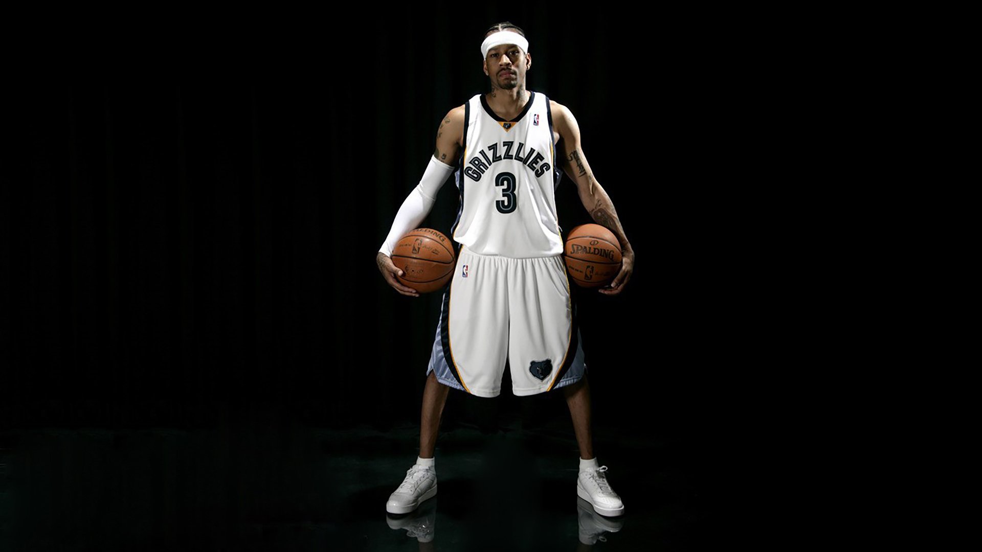 中国驻菲律宾大使馆联合湾区翼龙篮球队等举办篮球慈善活动，促进中菲体育文化交流。