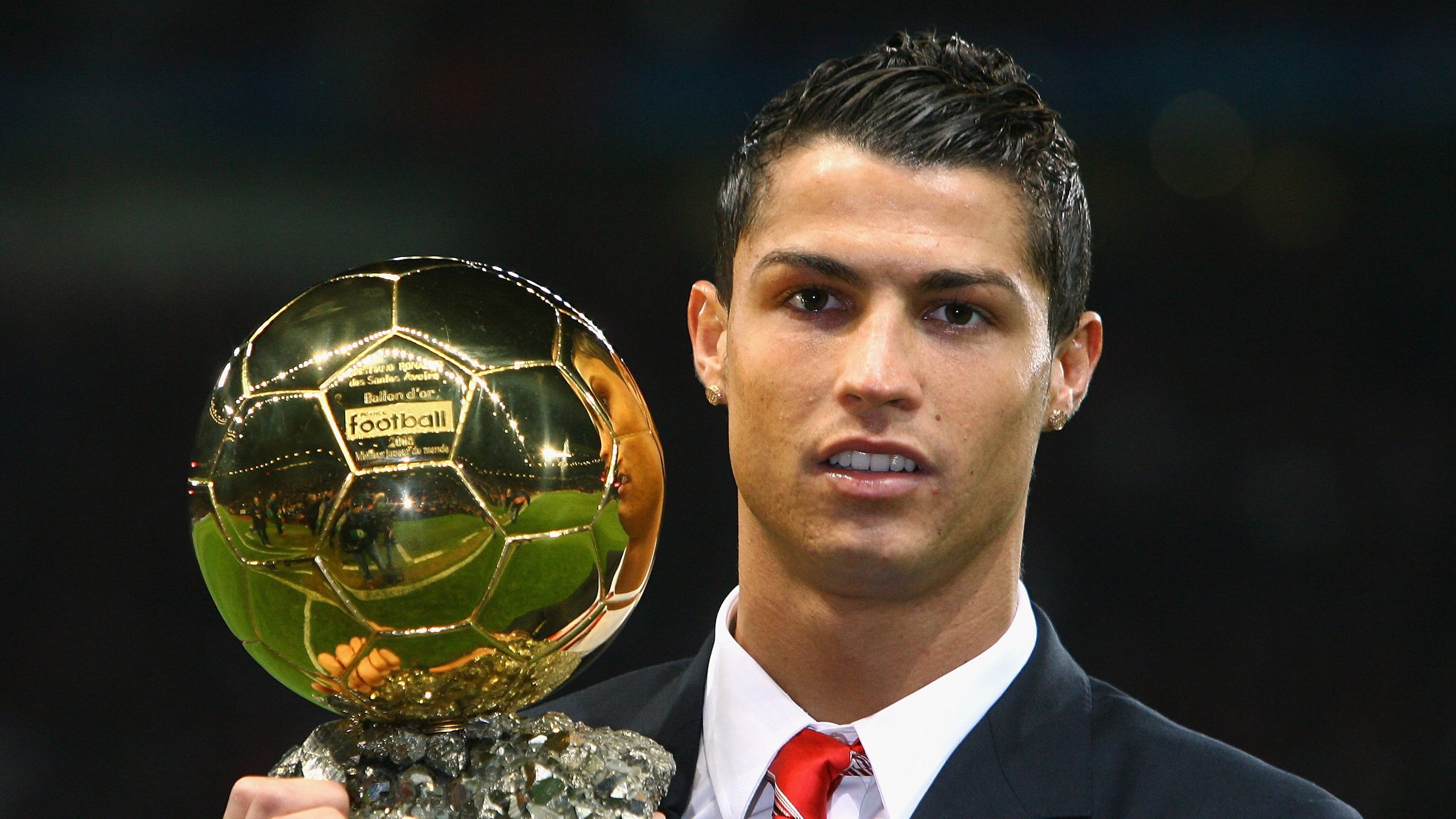 中场厚度是否决定球队逆转能力,中场球员是什么位置