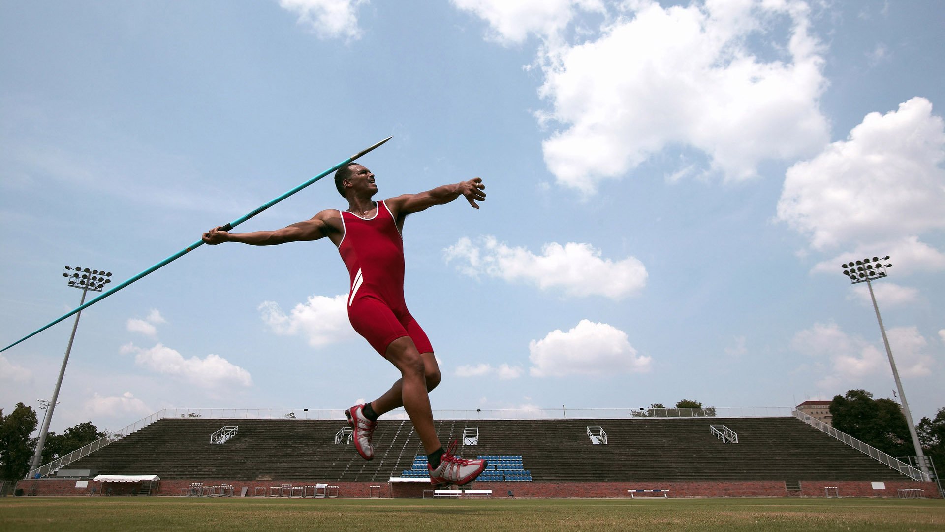 青少年足球普及推广，校园足球掀起新热潮，青少年足球普及知识